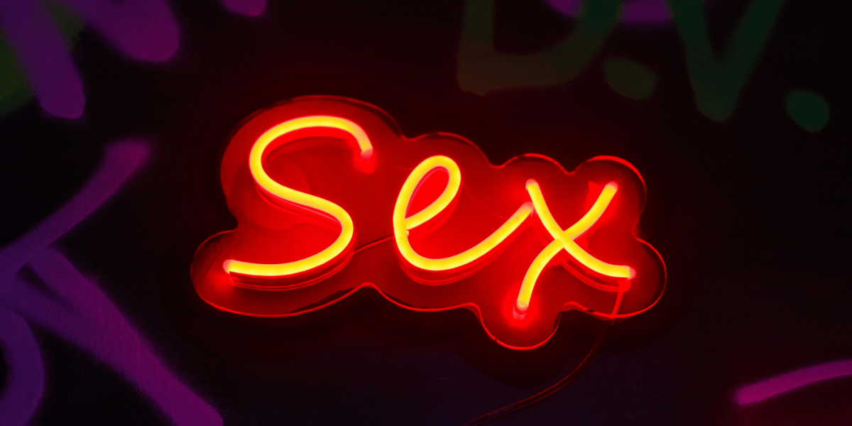 MDMA Sex – die aphrodisierende Wirkung der Partydroge - MODERNmind | Psychedelics & Retreats für dein Wohlbefinden