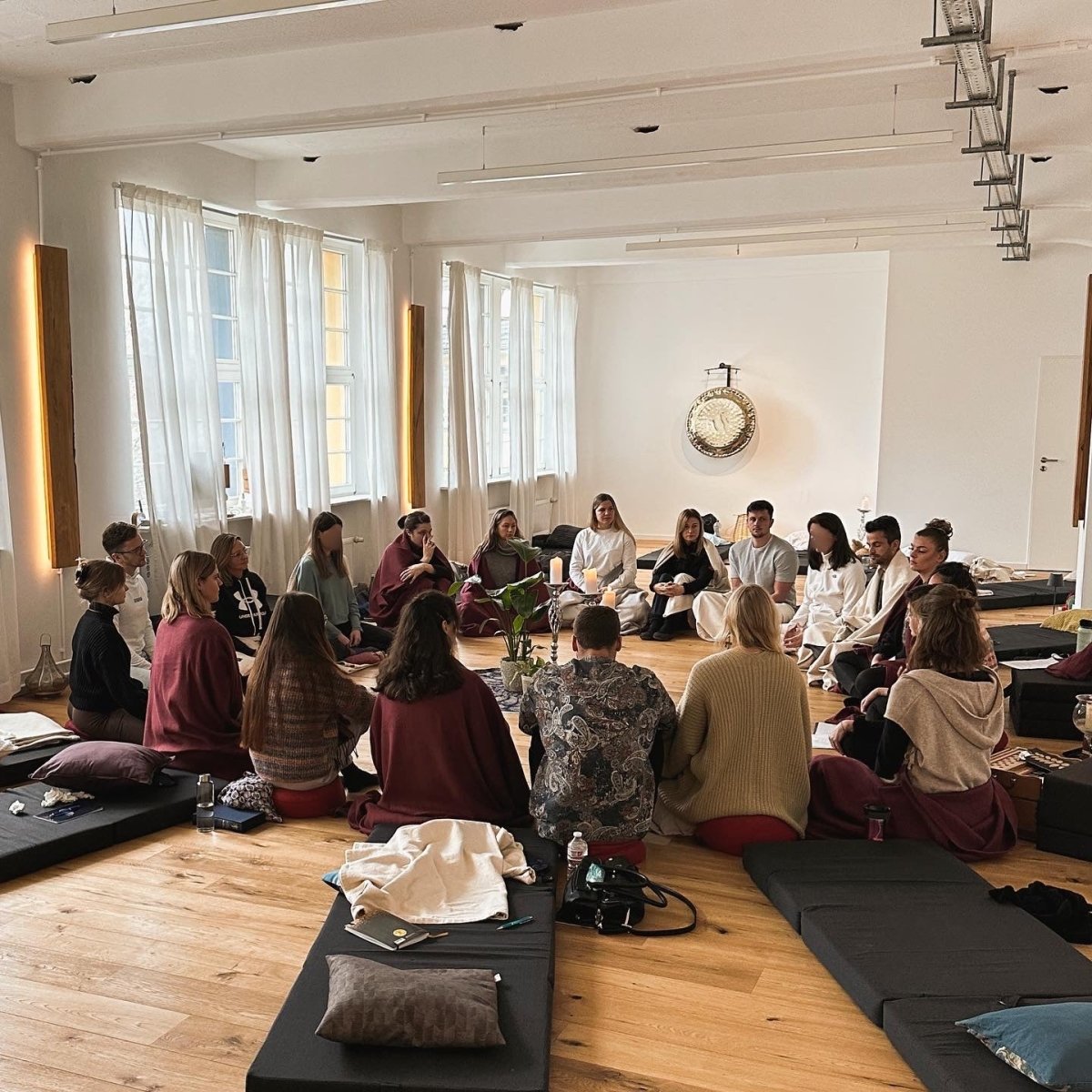 Psychedelisches Retreat | Deine magische Reise | MODERNMIND - Microdosing & Retreats für dein Wohlbefinden | MODERNMIND