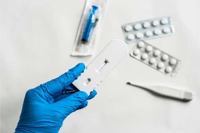 Urin, Blut, Haarprobe: Alles zur Nachweisbarkeit von 3-FPO - MODERNmind | Psychedelics & Retreats für dein Wohlbefinden